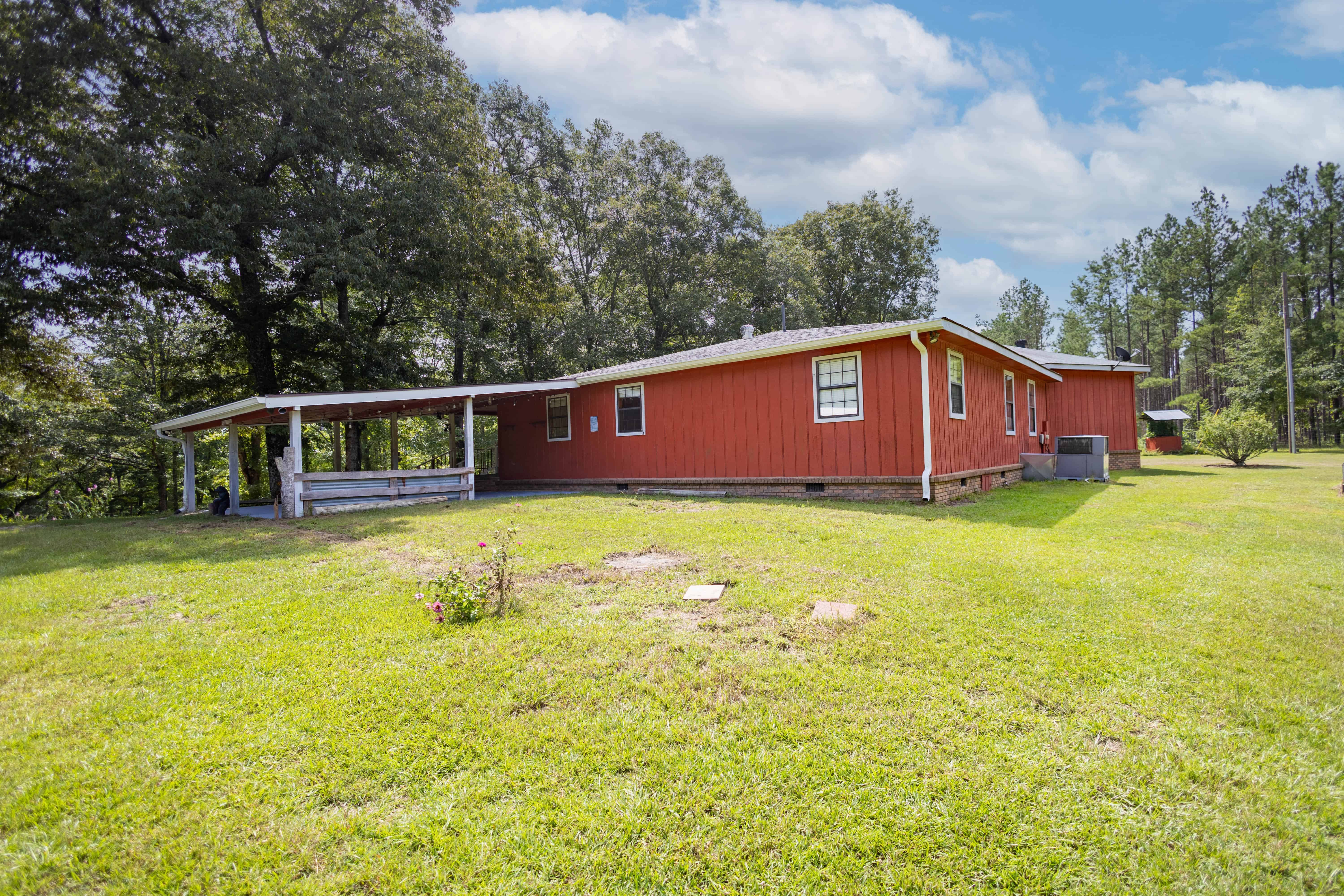 1661 Antioch Church Road Midway AL 36053