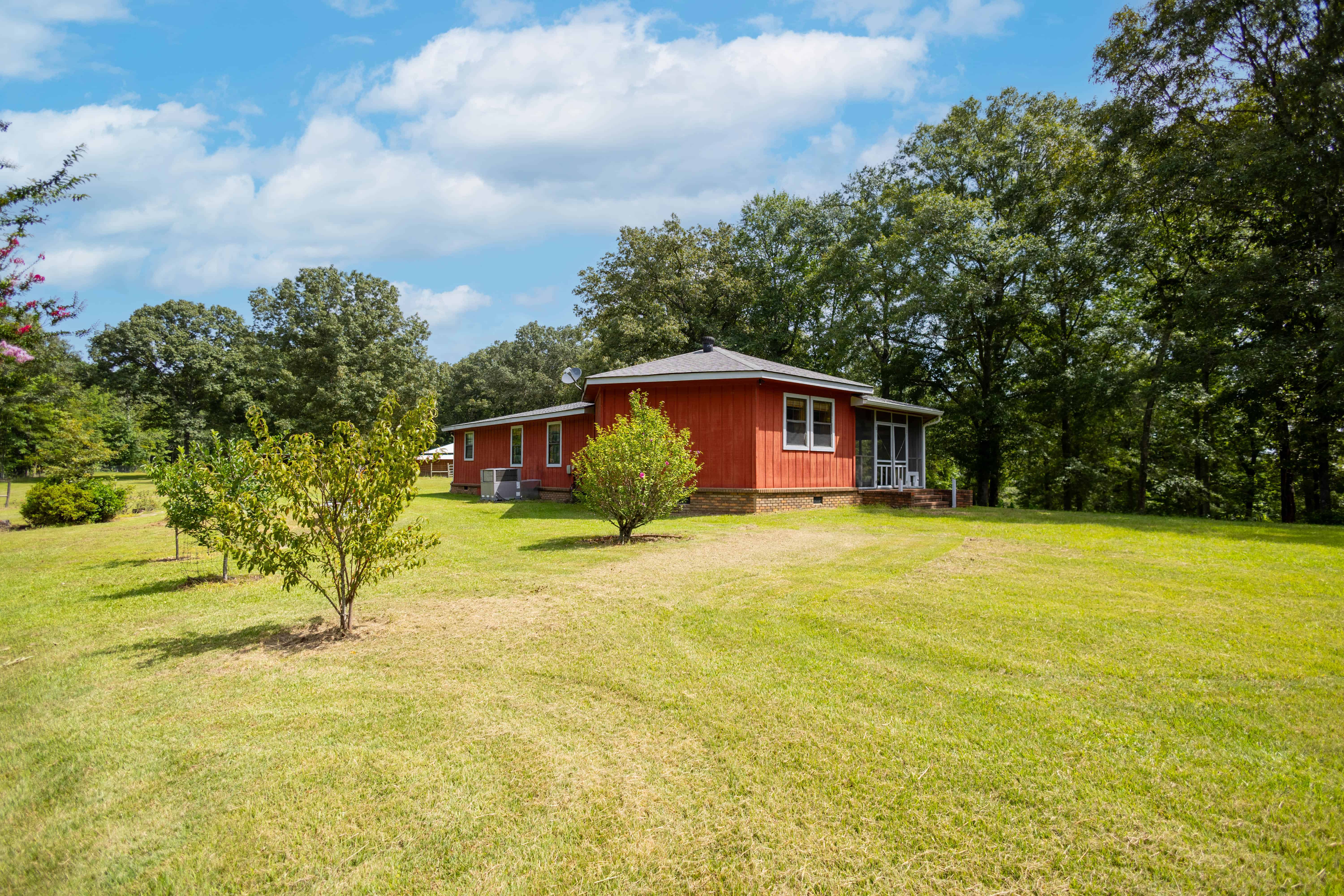 1661 Antioch Church Road Midway AL 36053