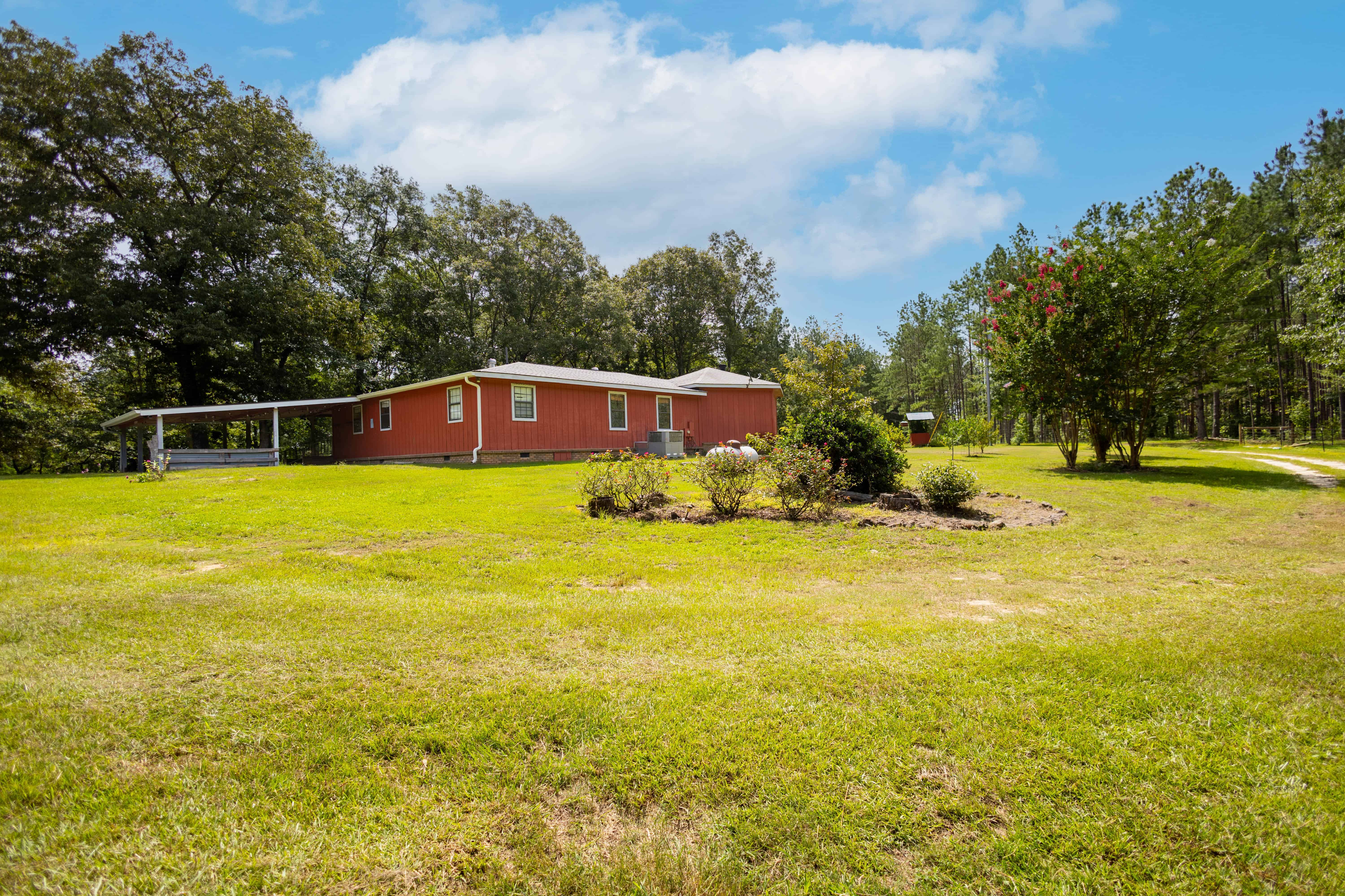 1661 Antioch Church Road Midway AL 36053