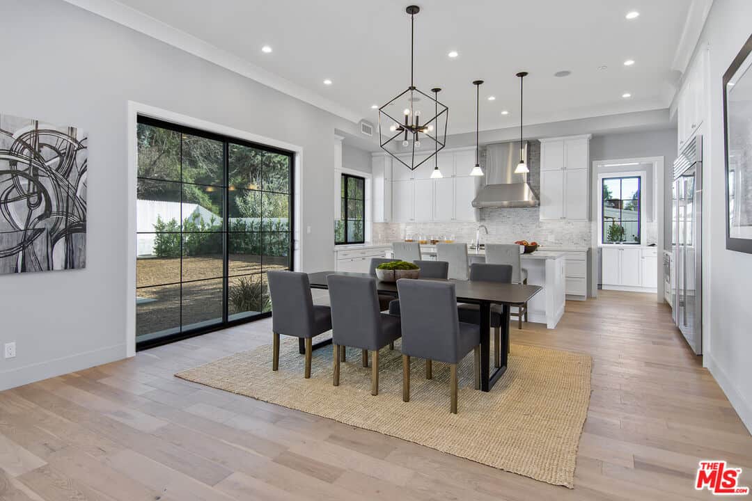2054 Roscomare Road Los Angeles CA 90077