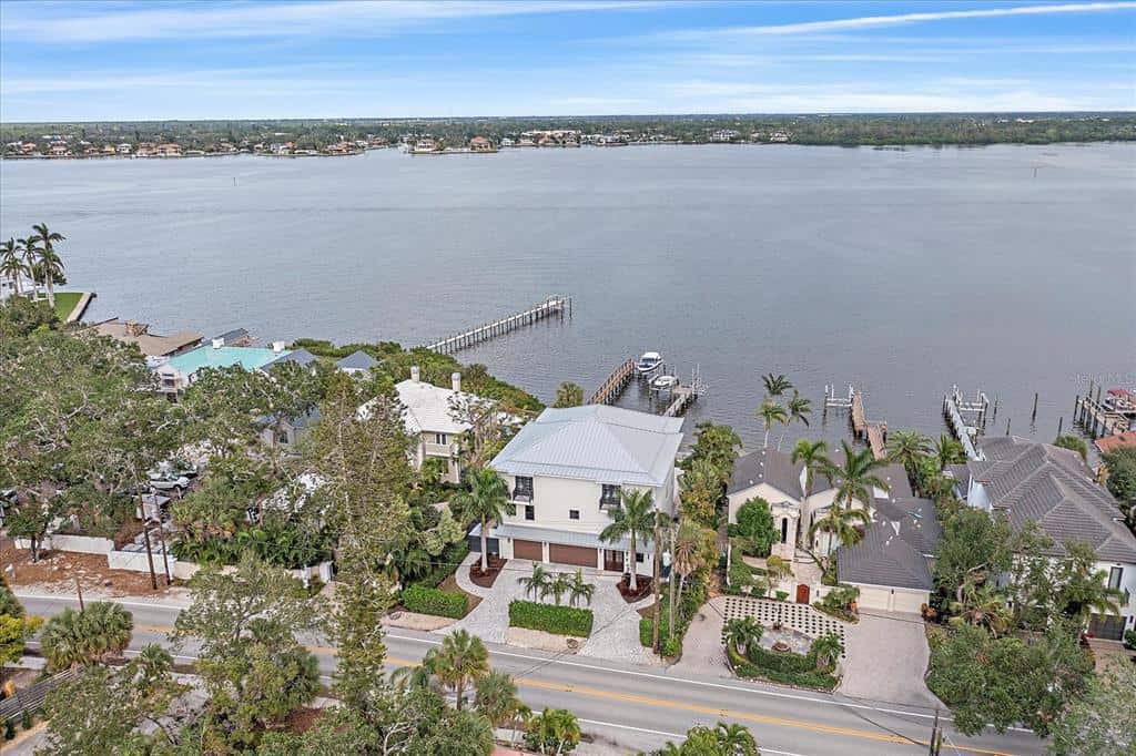 8201 Midnight Pass Road Sarasota FL 34242