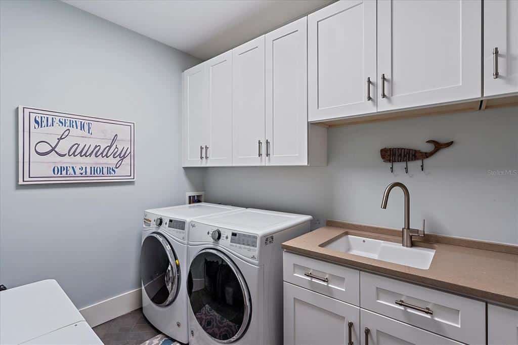8201 Midnight Pass Road Sarasota FL 34242