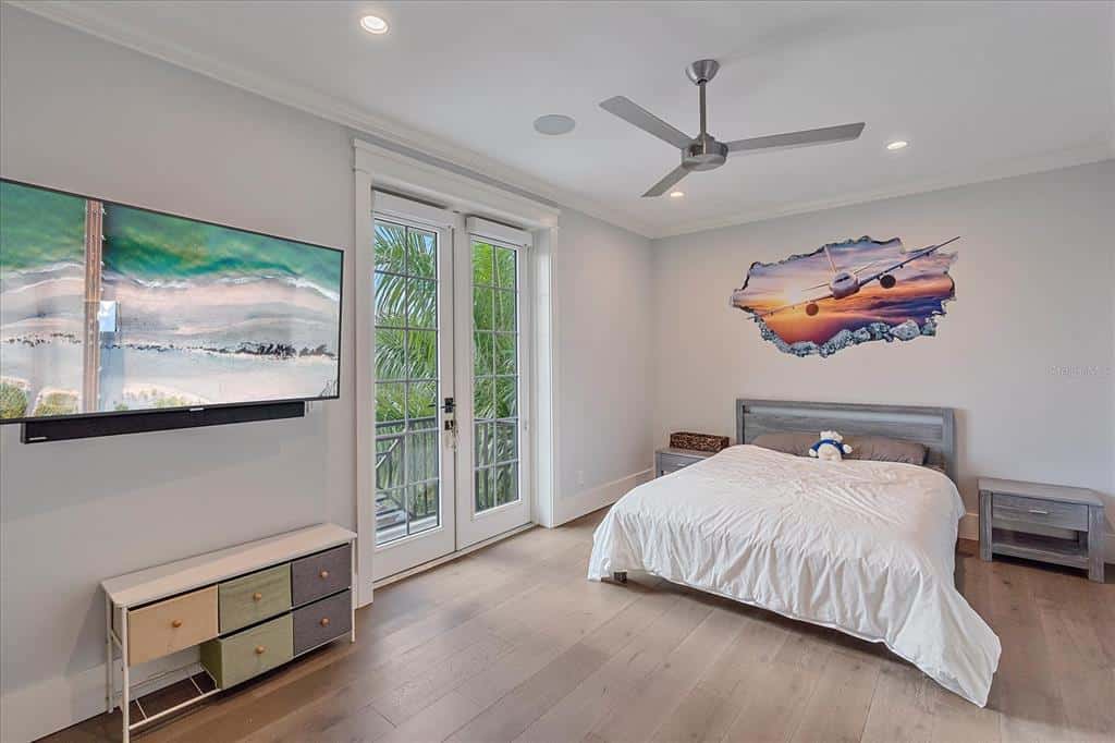8201 Midnight Pass Road Sarasota FL 34242