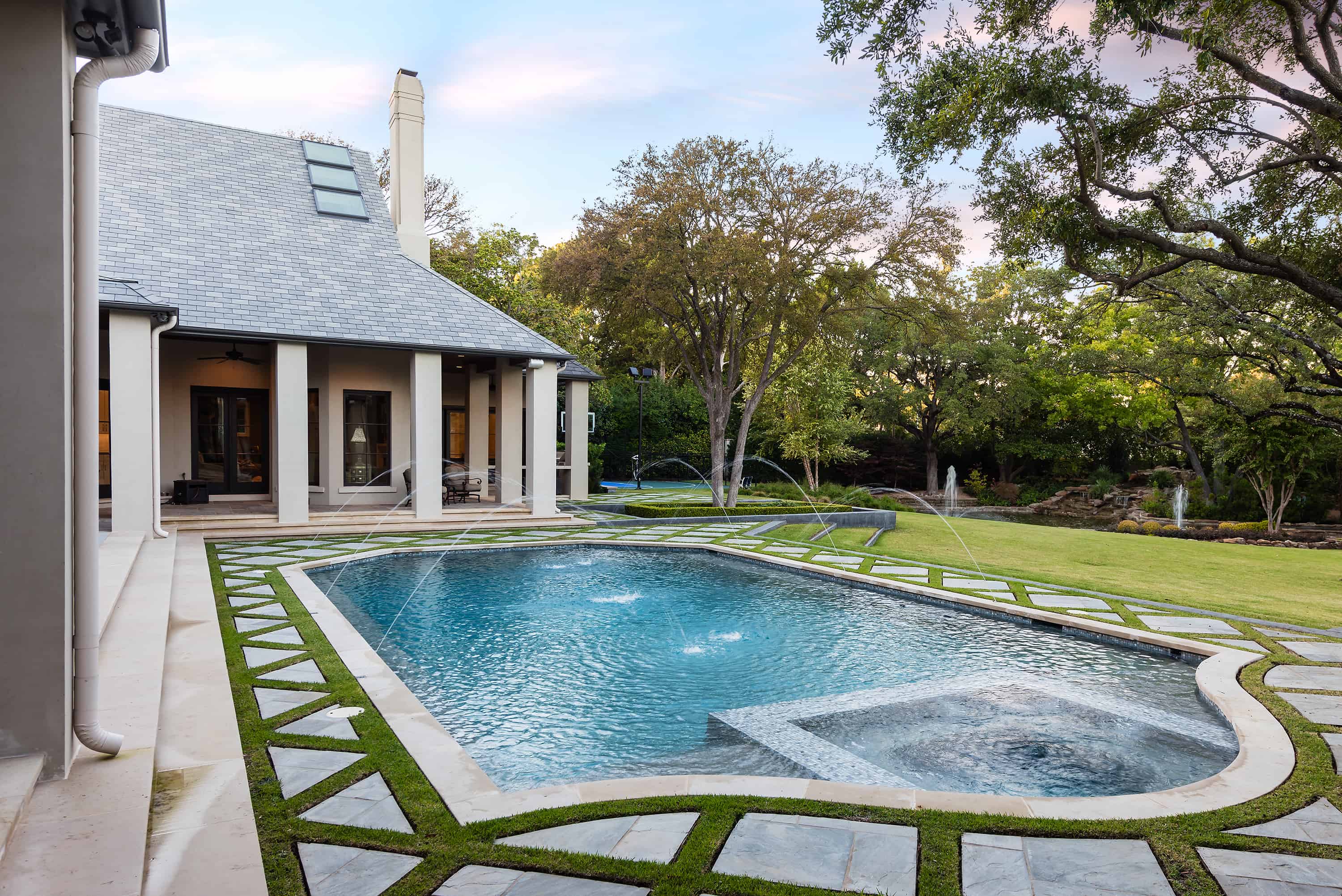 4686 Meadowood Road Dallas TX 75220