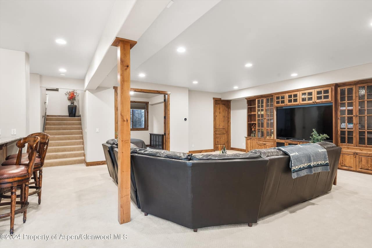 904 Cedar Creek Carbondale CO 81623