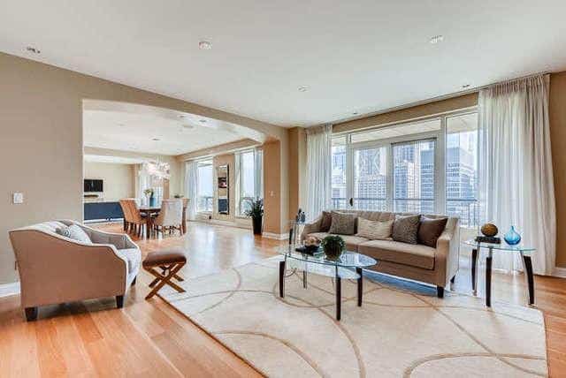270 E Pearson Street Chicago IL 60611