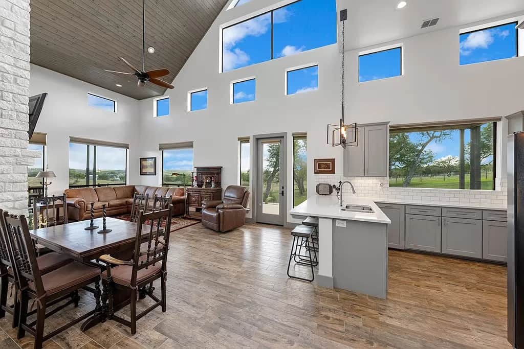 234 Deer Park Lane Kerrville TX 78028