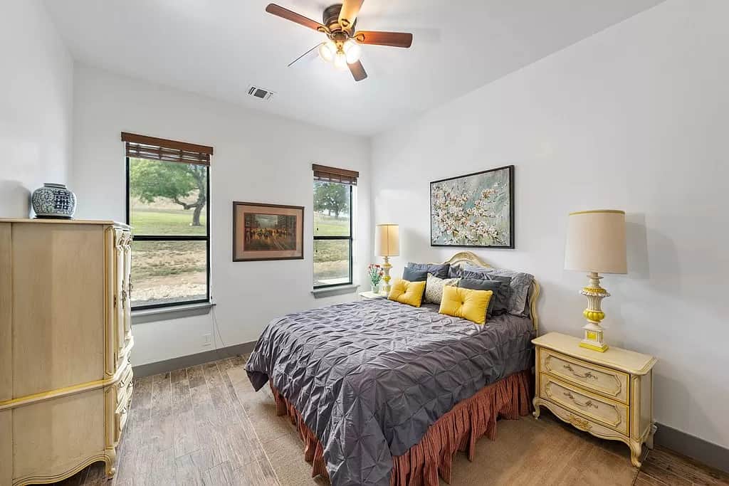 234 Deer Park Lane Kerrville TX 78028