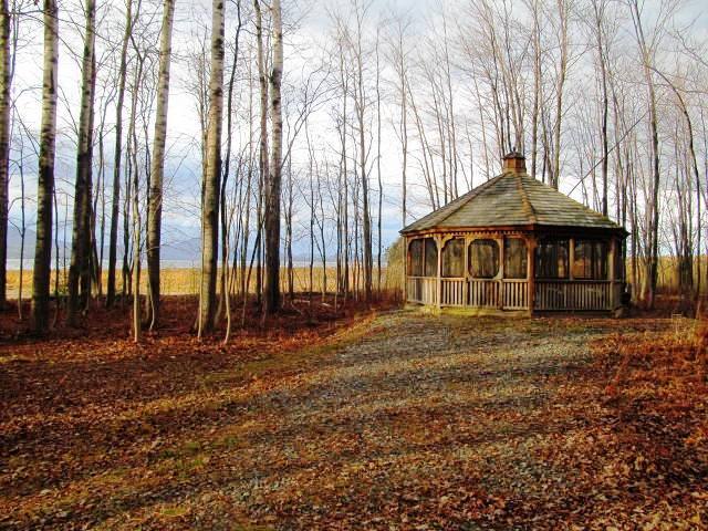 33 Cherry Lane Extension Newport VT 05855