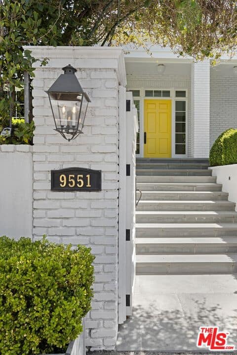 9551 Lime Orchard Road Beverly Hills CA 90210