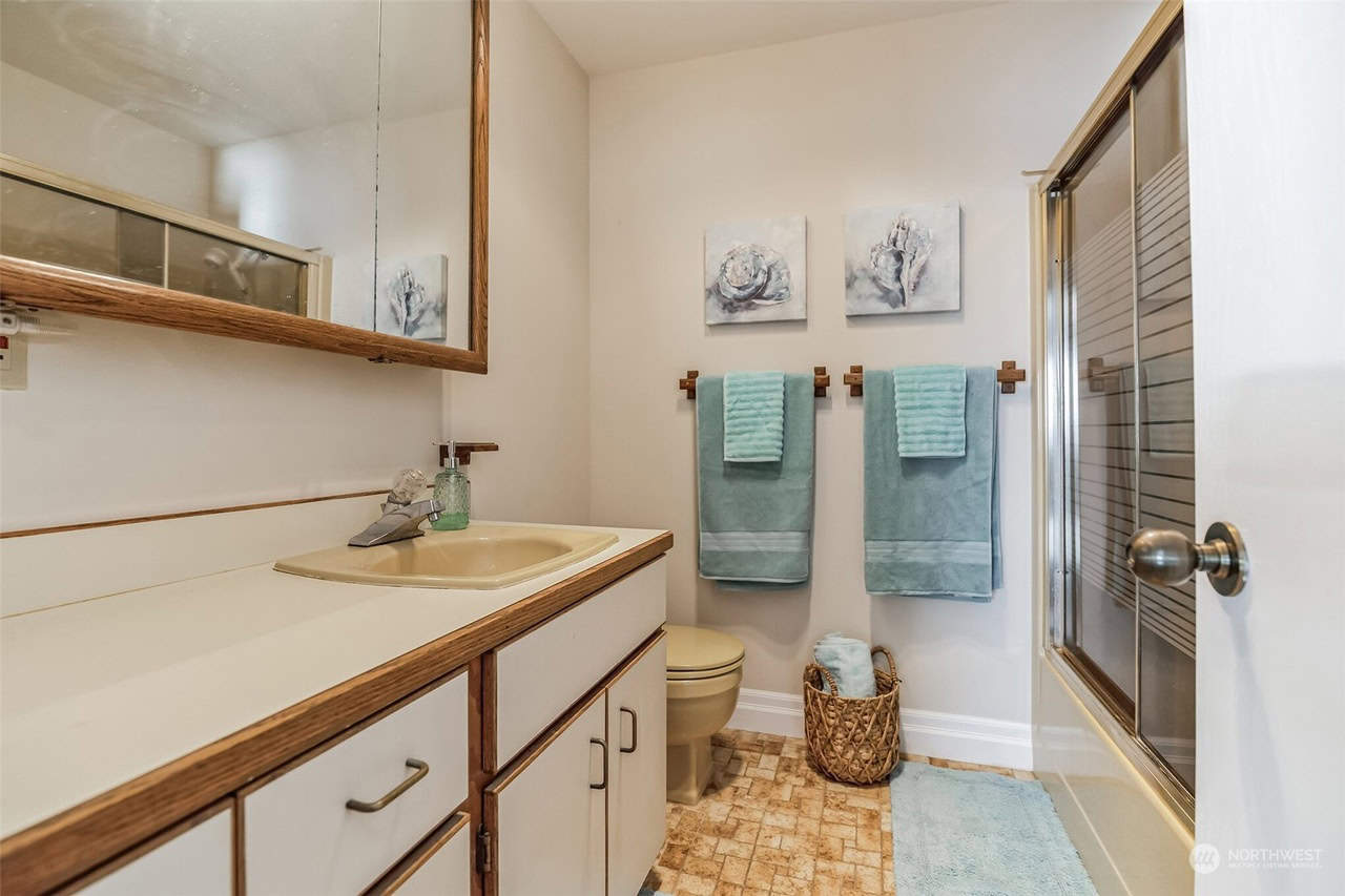 17403 88th Street SW Longbranch WA 98351