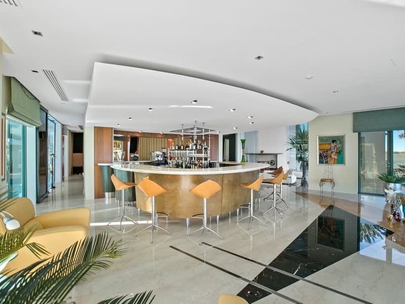 7-13 King Arthurs Court Queensland AU