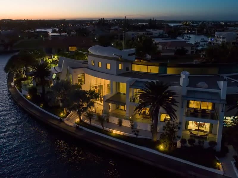 7-13 King Arthurs Court Queensland AU