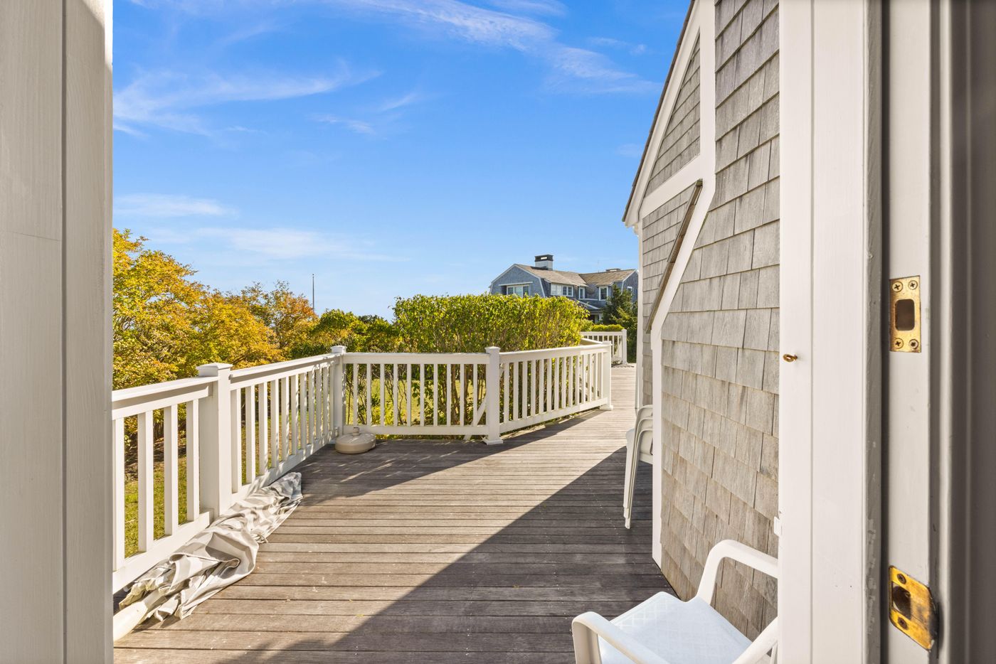 9 Weston Avenue Oak Bluffs MA 02568