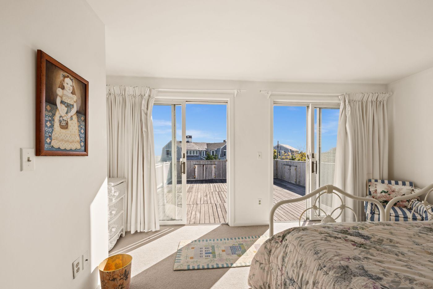 9 Weston Avenue Oak Bluffs MA 02568