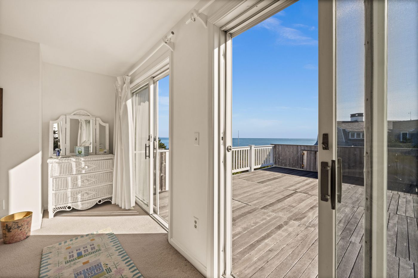 9 Weston Avenue Oak Bluffs MA 02568