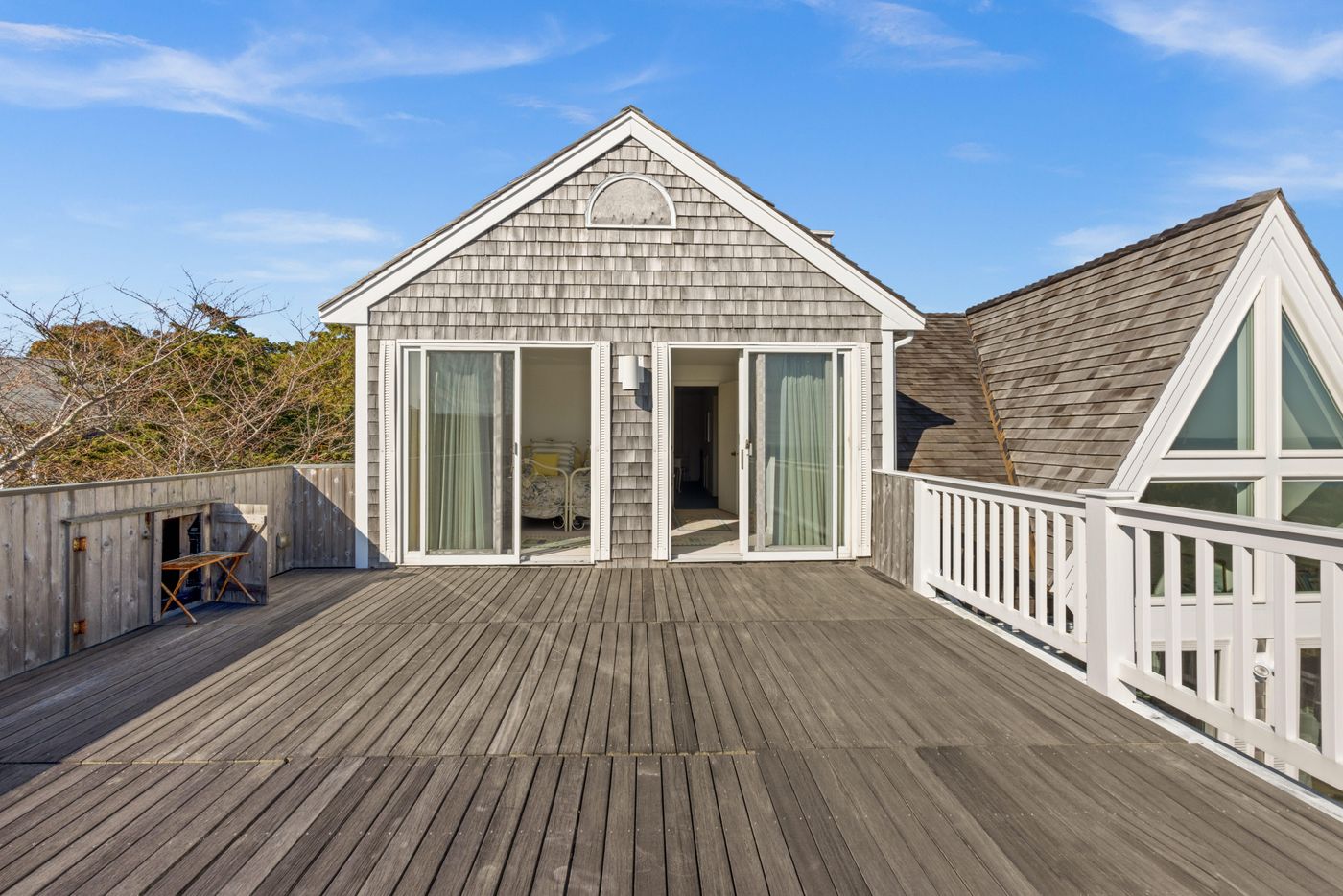 9 Weston Avenue Oak Bluffs MA 02568
