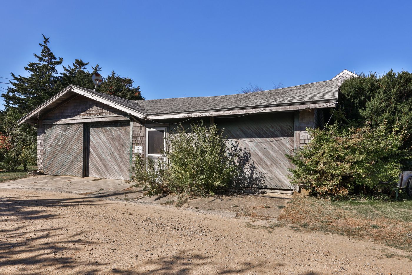 9 Weston Avenue Oak Bluffs MA 02568