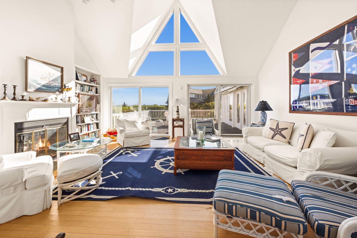 9 Weston Avenue Oak Bluffs MA 02568