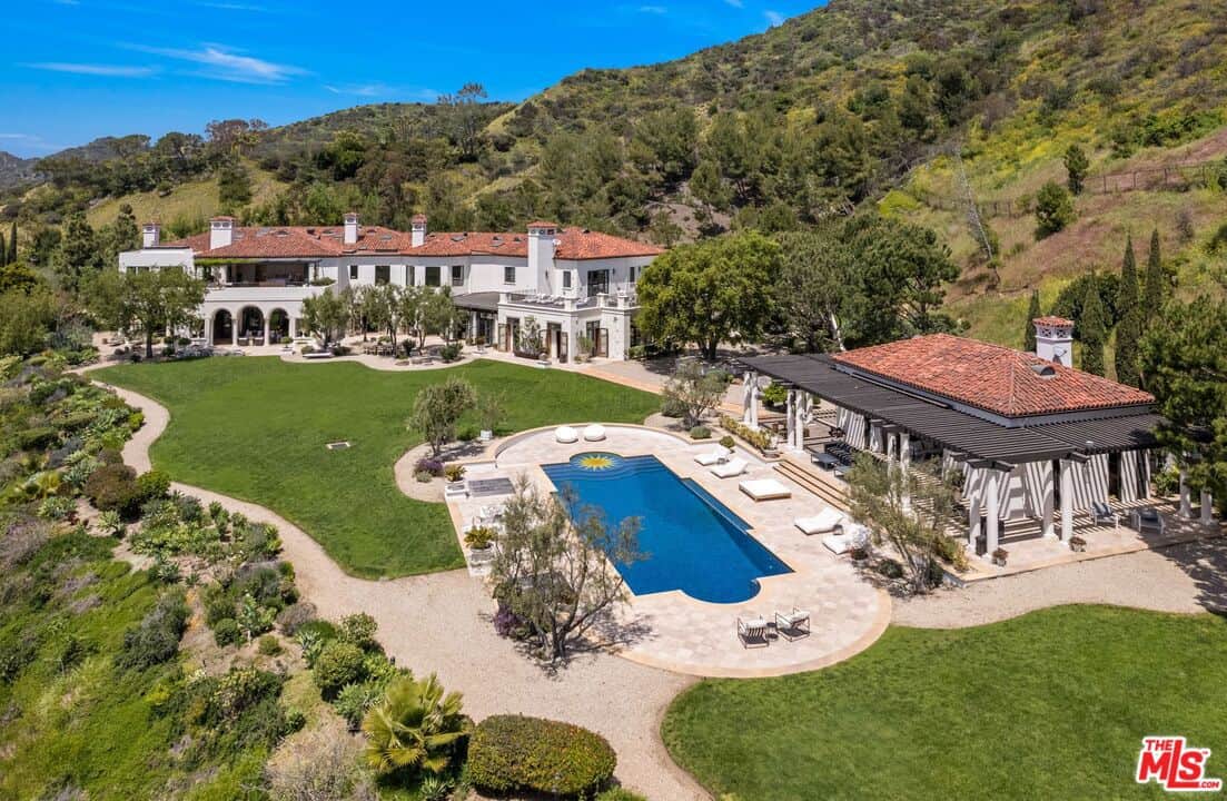 9904 Kip Drive Beverly Hills CA 90210