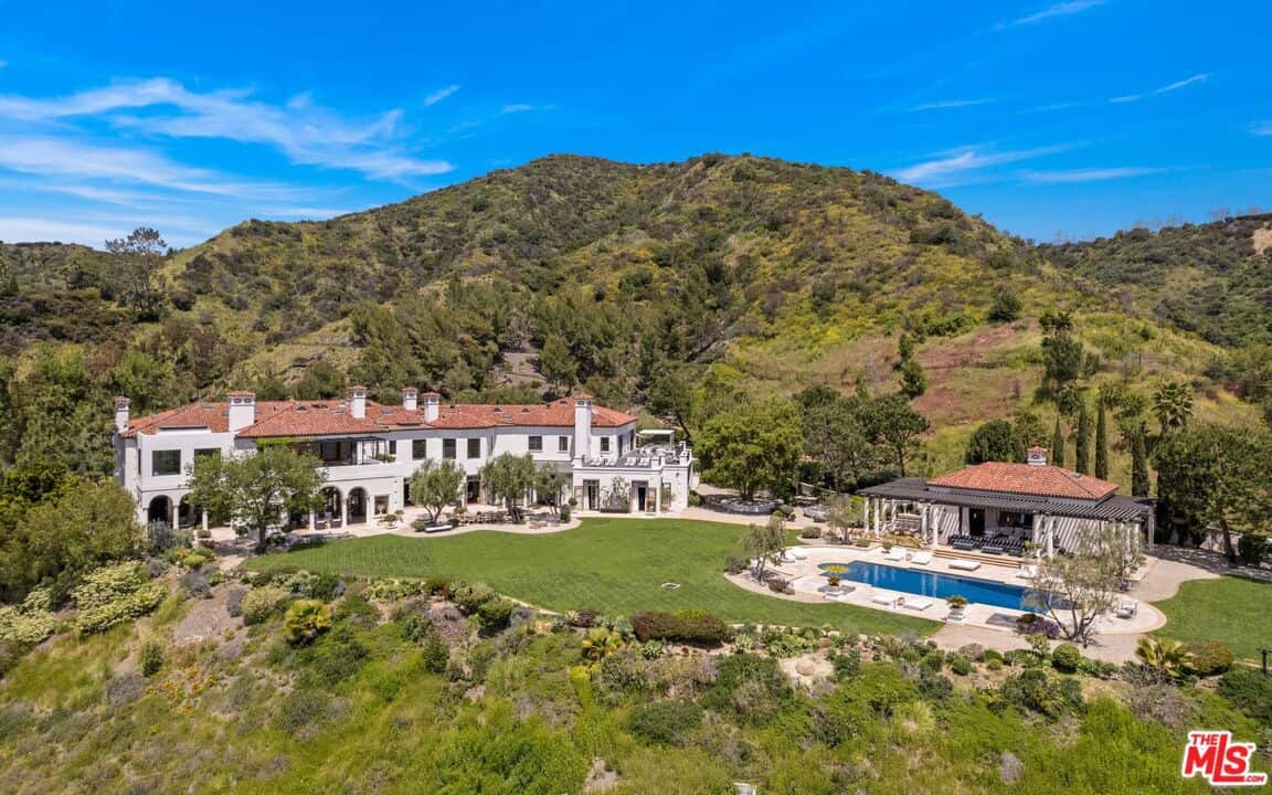 9904 Kip Drive Beverly Hills CA 90210