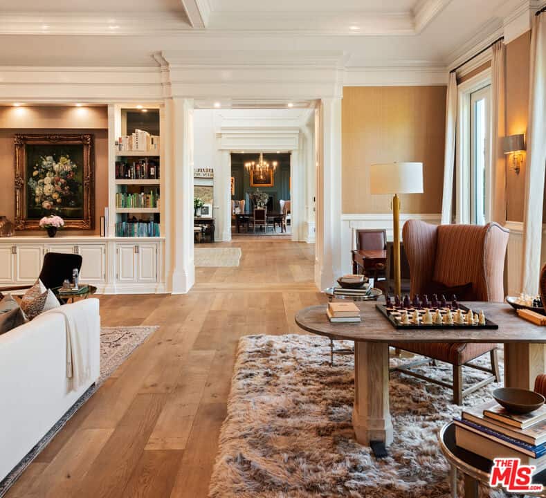 2571 Wallingford Drive Beverly Hills CA 90210