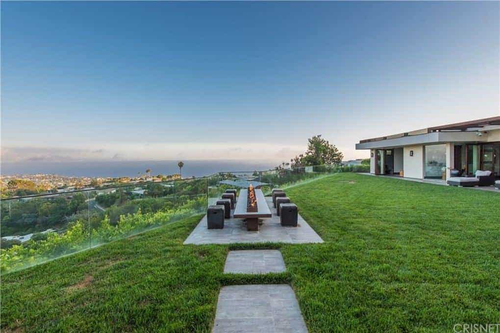 1134 Lachman Lane Pacific Palisades CA 90272
