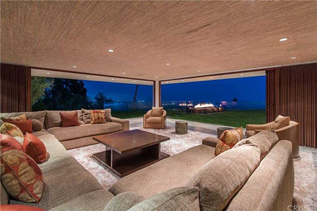 1134 Lachman Lane Pacific Palisades CA 90272