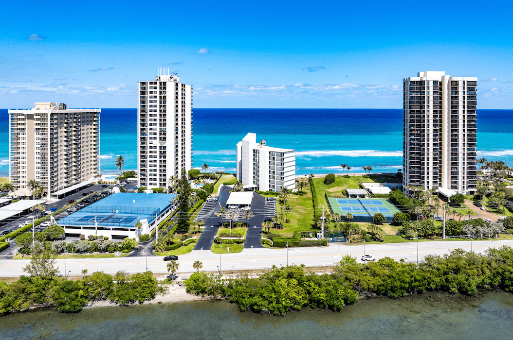 5400 N Ocean Drive Riviera Beach FL 33404