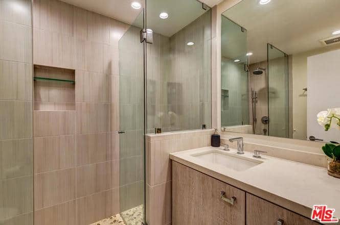 2307 Fox Hills Drive Los Angeles CA 90064