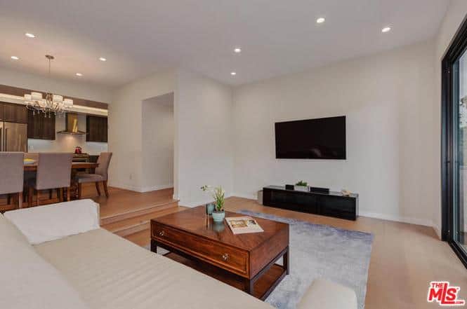 2307 Fox Hills Drive Los Angeles CA 90064