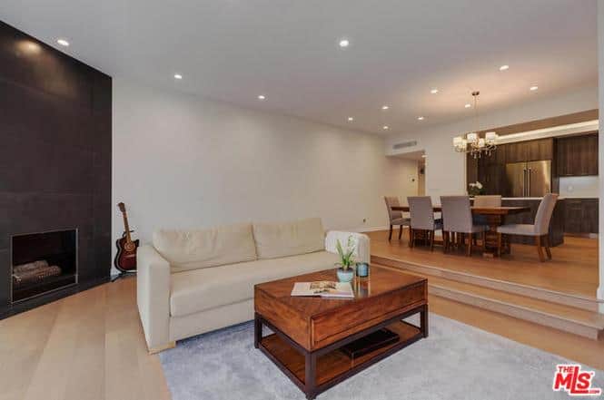 2307 Fox Hills Drive Los Angeles CA 90064