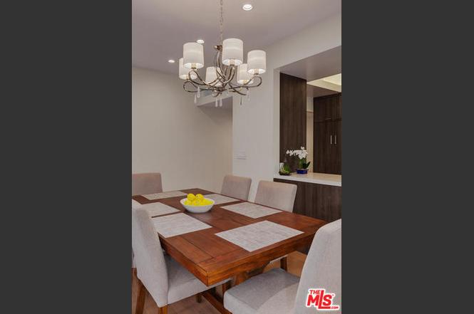 2307 Fox Hills Drive Los Angeles CA 90064