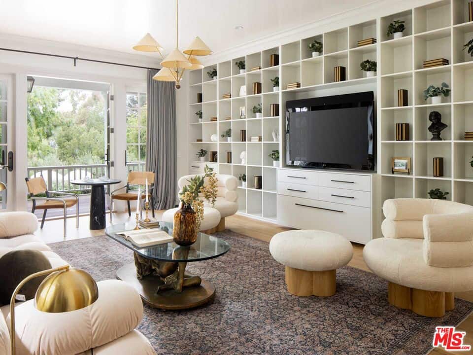 555 N Tigertail Road Los Angeles CA 90049