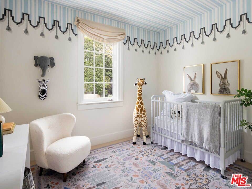 555 N Tigertail Road Los Angeles CA 90049
