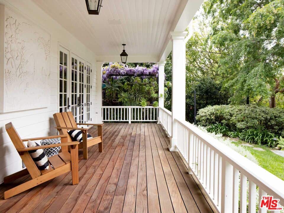 555 N Tigertail Road Los Angeles CA 90049