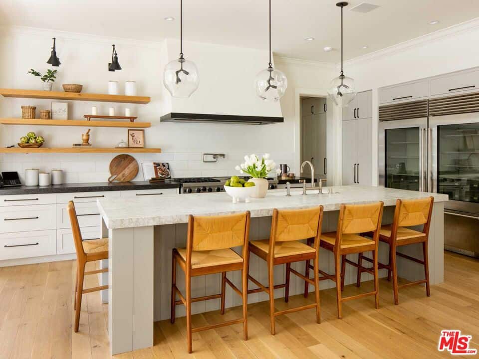 555 N Tigertail Road Los Angeles CA 90049