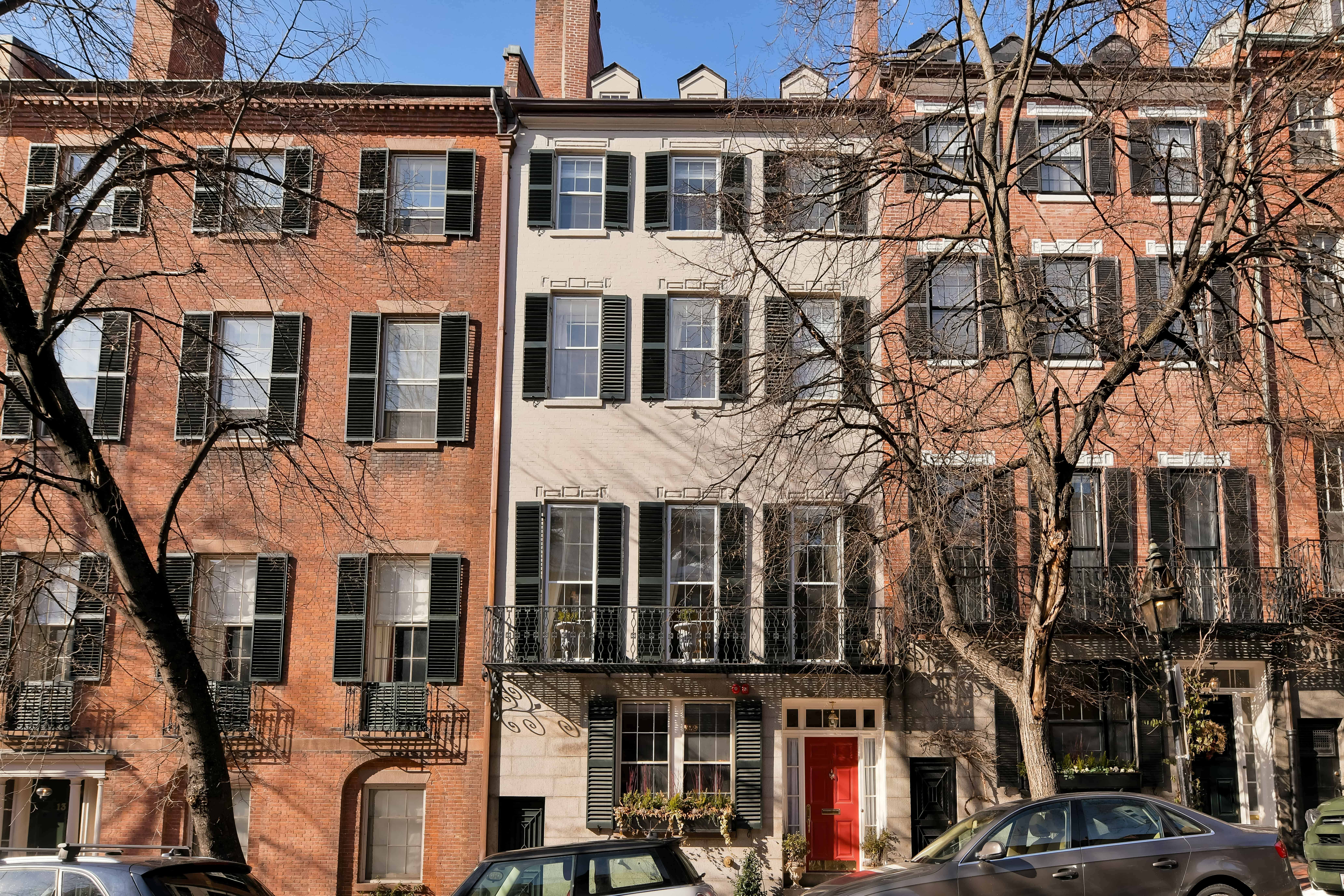 11 Chestnut Street, Boston, MA 02108
