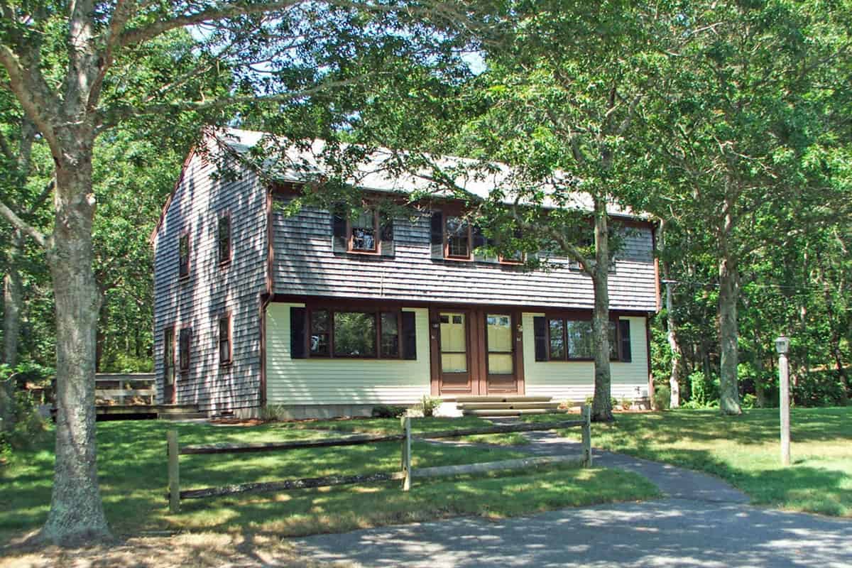 Yearly Rentals Davenport Realty (Clone)