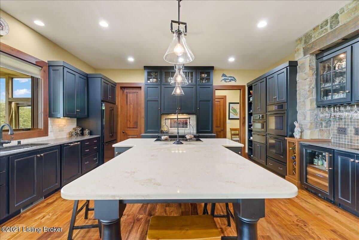 30 Bass Ct, N Whitesville KY 42378