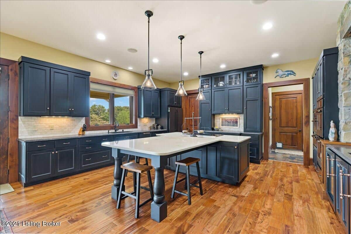 30 Bass Ct, N Whitesville KY 42378