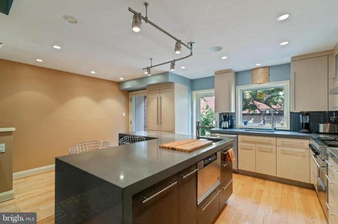 111 Naudain Street Philadelphia PA 19147