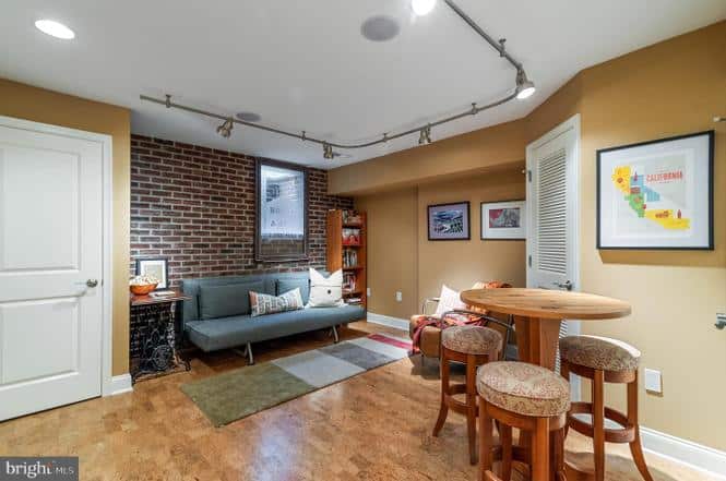 111 Naudain Street Philadelphia PA 19147