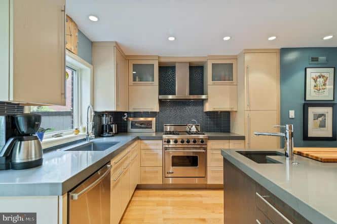111 Naudain Street Philadelphia PA 19147