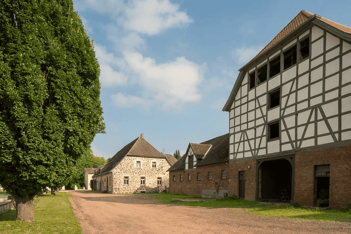 30 Gutsstraße Porta Westfalica DE 32457
