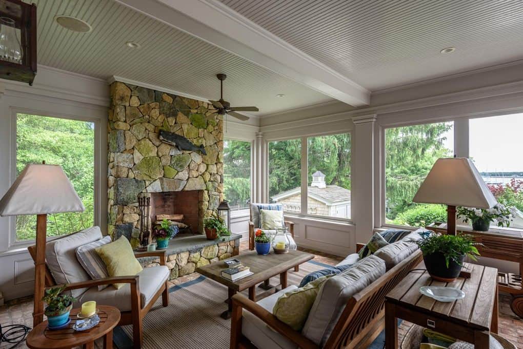 103 Main Street Vineyard Haven MA 02568