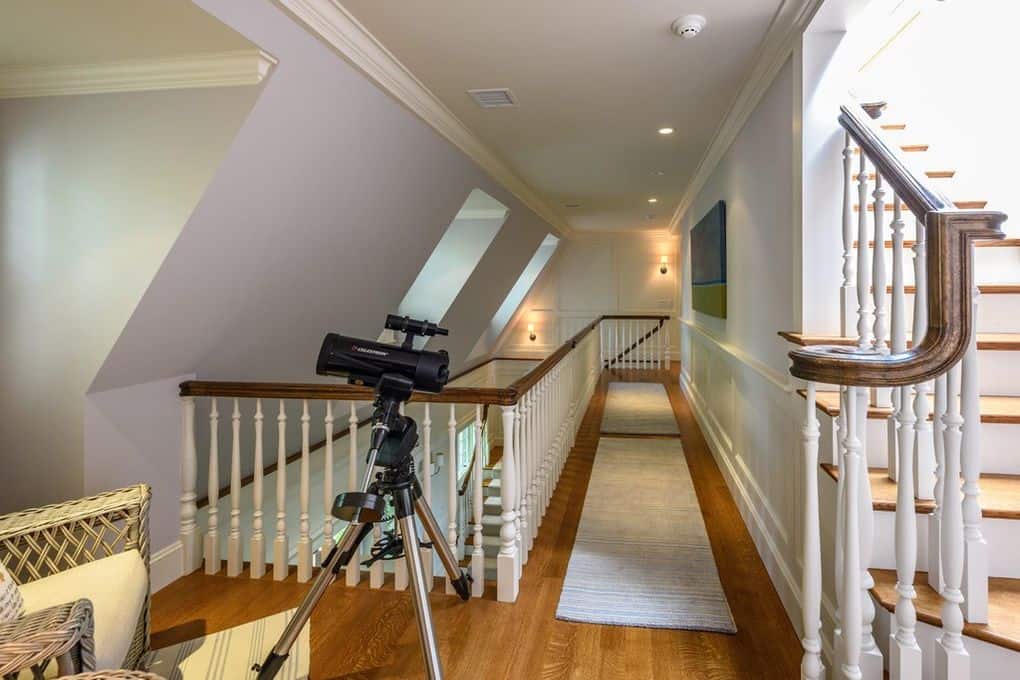 103 Main Street Vineyard Haven MA 02568