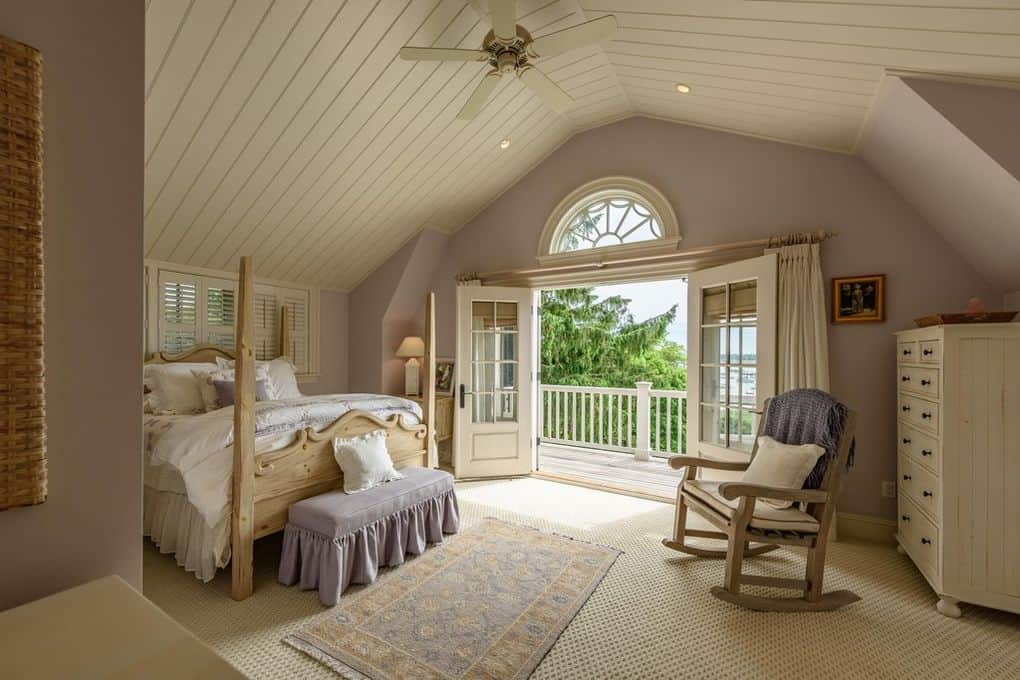 103 Main Street Vineyard Haven MA 02568