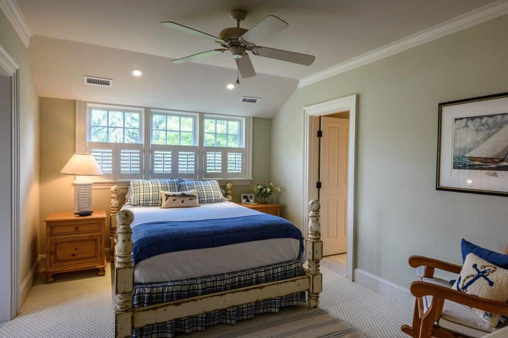 103 Main Street Vineyard Haven MA 02568