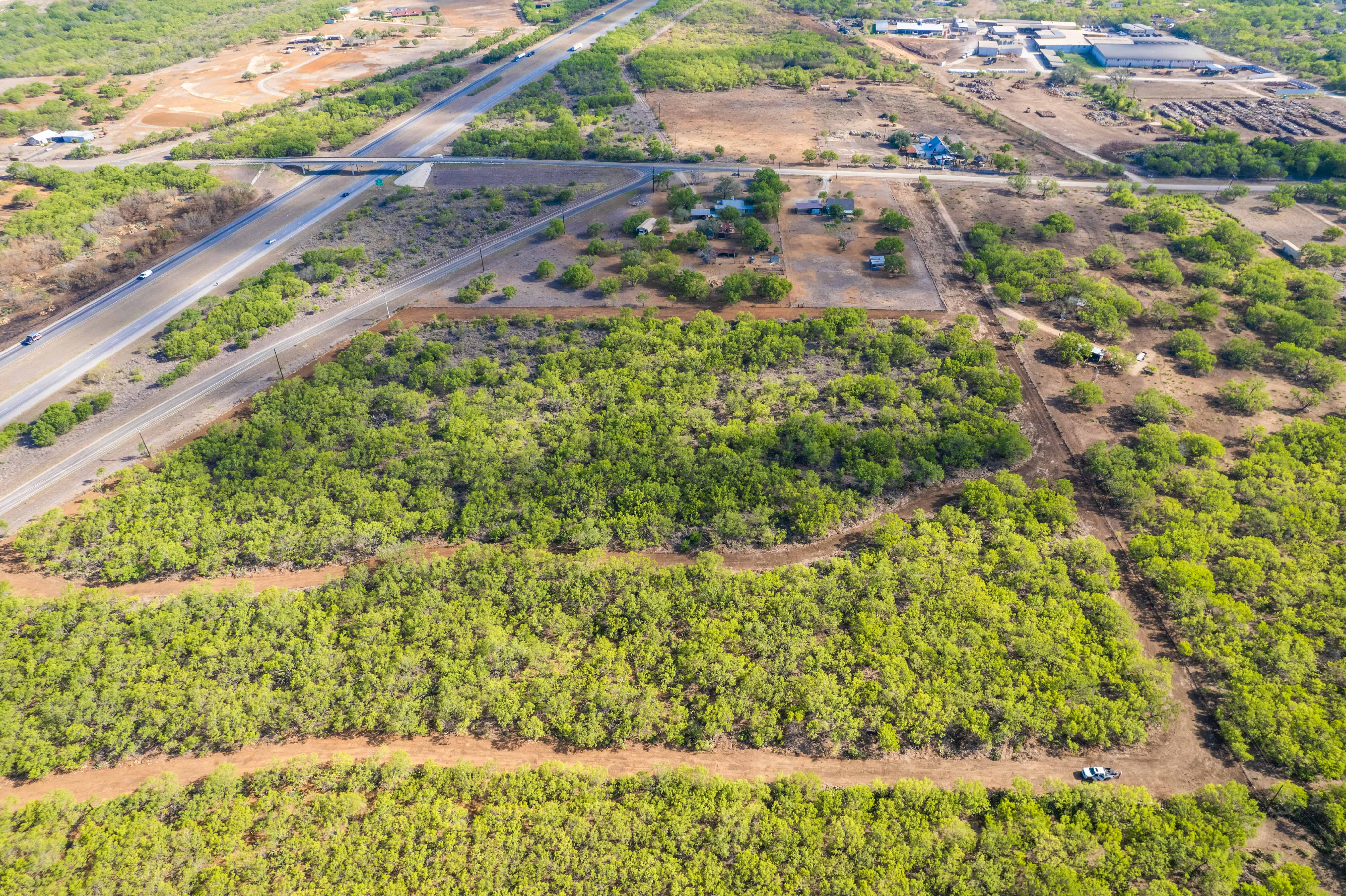 15 Acres on Rd, Pleasanton, TX Land for Sale in Atascosa County